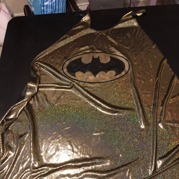 Batman cape. GlitzGold. Good condition. Six Flags! - Picture 2 of 5